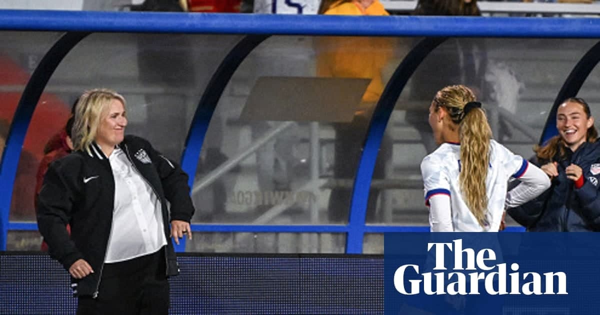 罗德曼场边舞姿点亮全场，USWNT5-0智利再胜六连不败